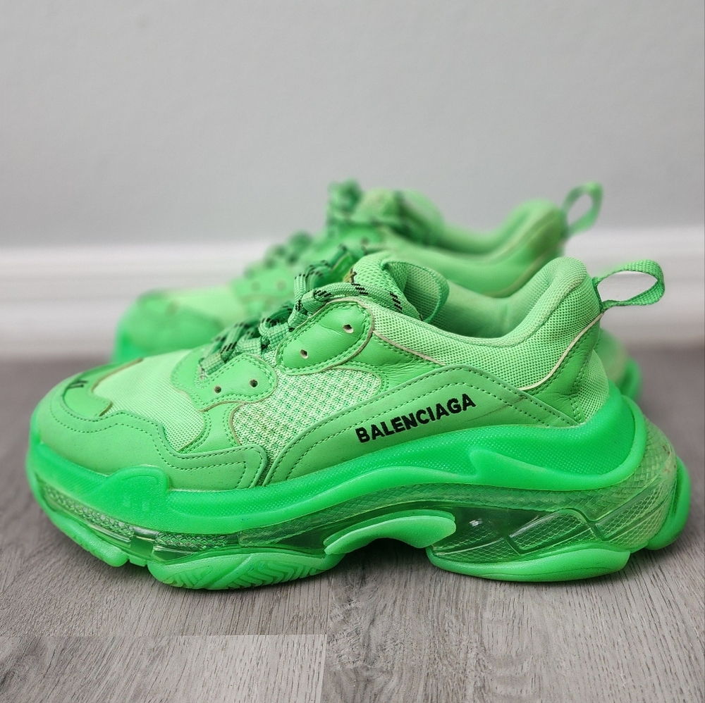 Balenciaga Triple S Size 41 (Usd 8)
